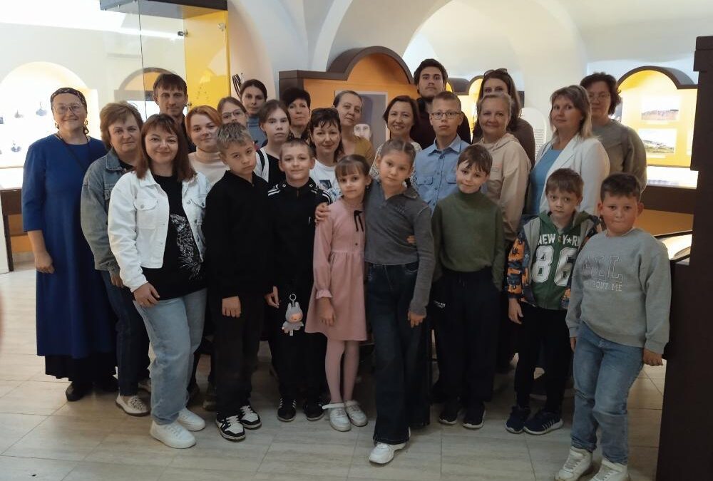Отряд краеведов «Пешая слобода» посетил Музей Пензенской епархии