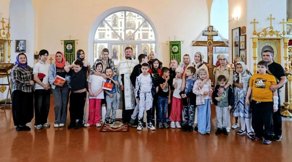 Воспитанники центра логопедической помощи посетили храм в честь Архангела Михаила в селе Симбухово